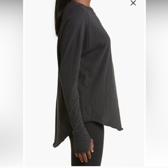 Zella Long Sleeve Thumb Holes Rounded Hem Washed Black Tee {A}{B} - Picture 9 of 9